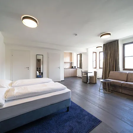 Lägenhetshotell Blackhome Boutique I Contactless Check-in