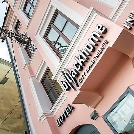 Blackhome Boutique I Contactless Check-in Apart-hotel 3*