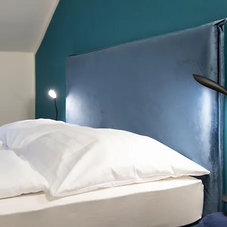 Blackhome Boutique I Contactless Check-in Apart-hotel 3*