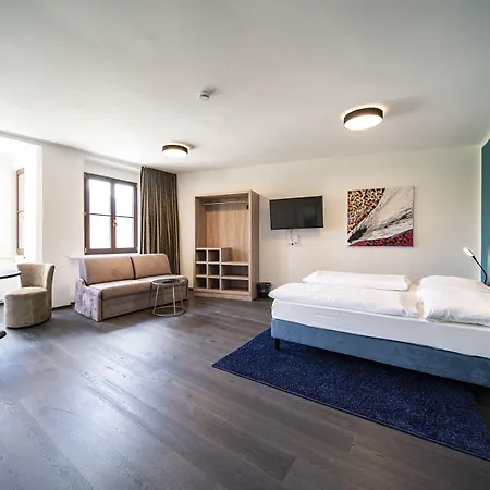 Blackhome Boutique I Contactless Check-in 3*