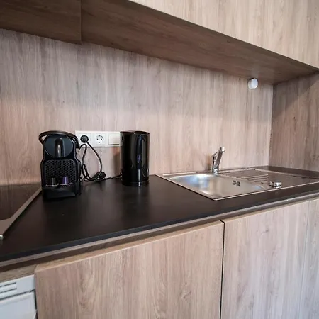Blackhome Boutique I Contactless Check-in Aparthotel 3*