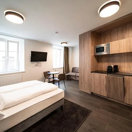 Blackhome Boutique I Contactless Check-in