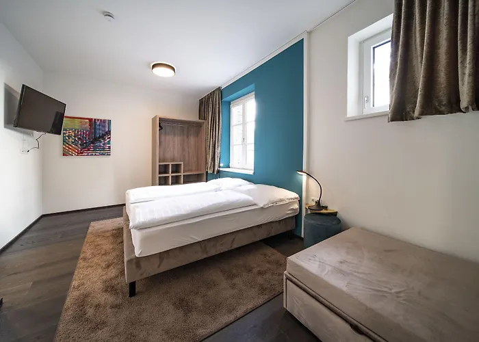 Blackhome Boutique I Contactless Check-in