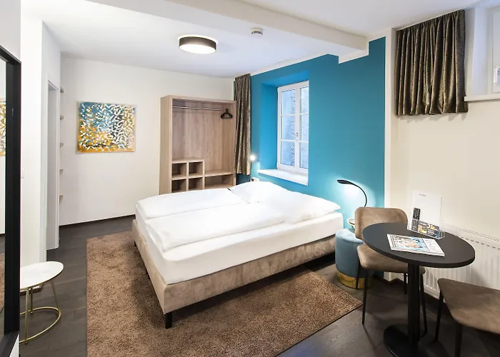 Blackhome Boutique I Contactless Check-in