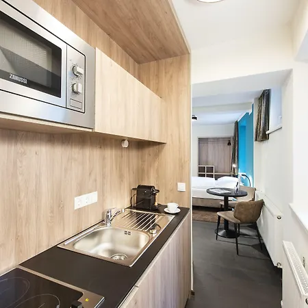 アパートホテル Blackhome Boutique I Contactless Check-in インスブルック