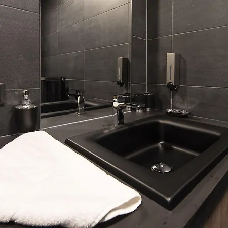 Blackhome Boutique I Contactless Check-in 3* インスブルック